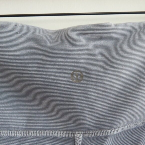 LULULEMON Wunder Under High-Rise Tight Snow Washed Ribbed 28" - Size 10 - Picture 14 of 15